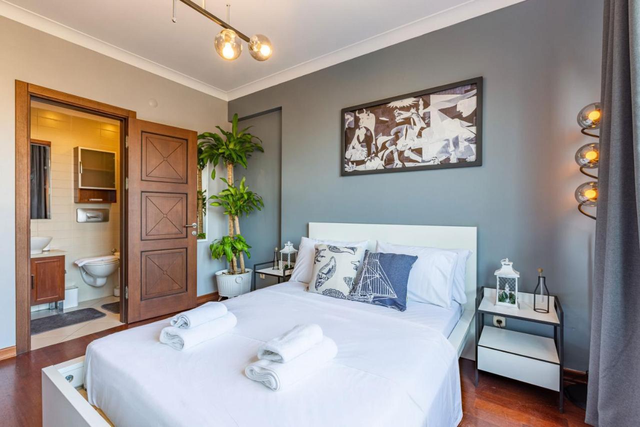 Outstanding Flat With Calming View Nisantasi Apartman Isztambul Kültér fotó